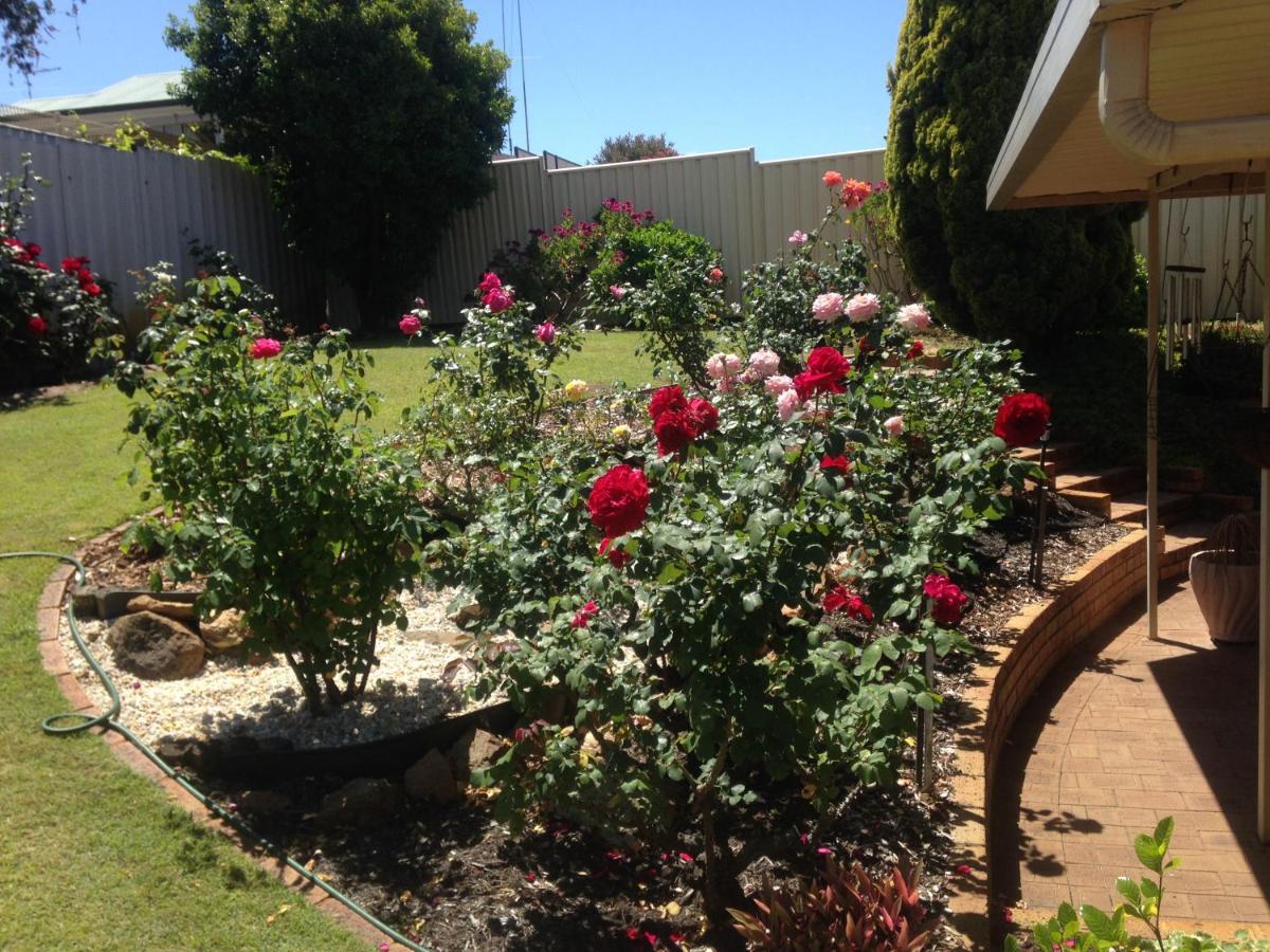Murdoch Station Bed & Breakfast Perth Szoba fotó